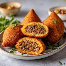 Chicken kibbeh with golden bulgur crust